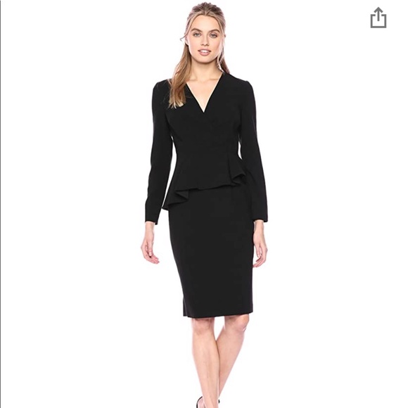 Black Halo Dresses & Skirts - {Black Halo}
Women's Jacquelyn Sheath